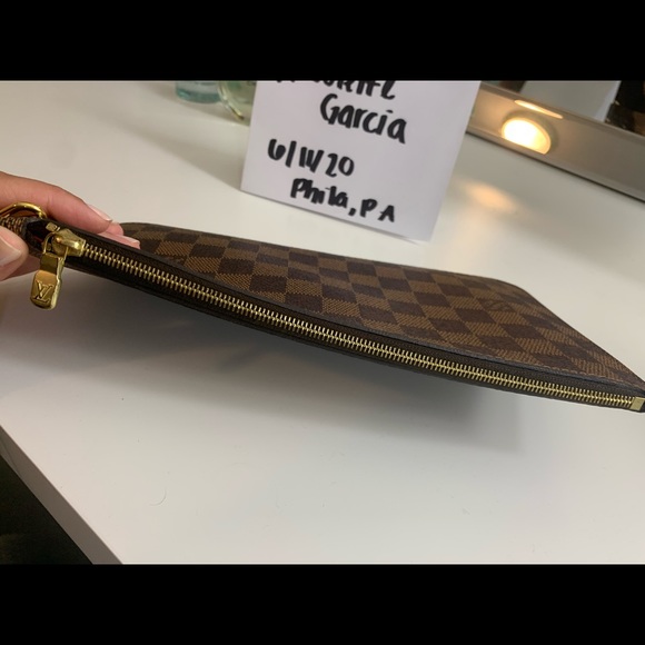 Authentic Neverfull Pouch - Picture 8 of 8